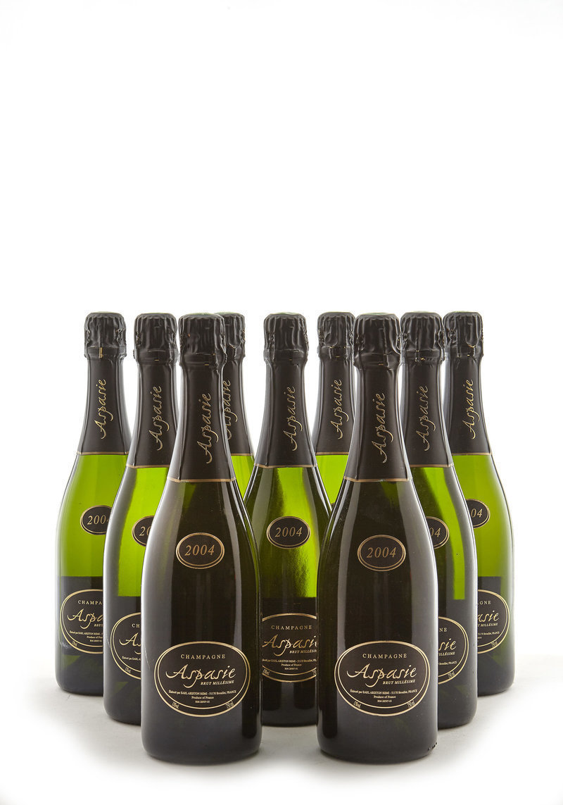 9 B CHAMPAGNE BRUT (Lot N°556) - Vins & Spiritueux - Vente II - Ventes ...