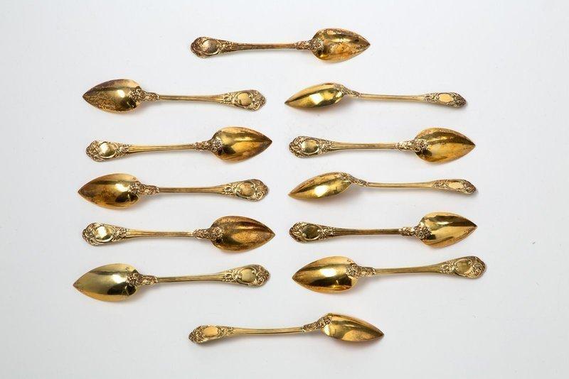 Coffret De Douze Cuillères à Café En Argent (800/oo) Et Poinçon De MO