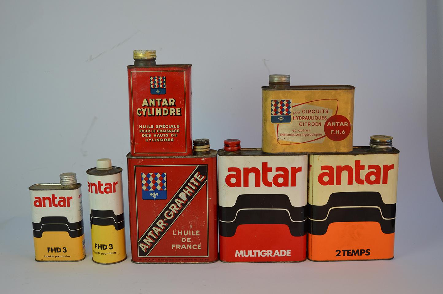 IMPORTANT LOT DE 19 BIDONS D'HUILE (Lot N°105) - AUTOMOBILIA - Ventes ...